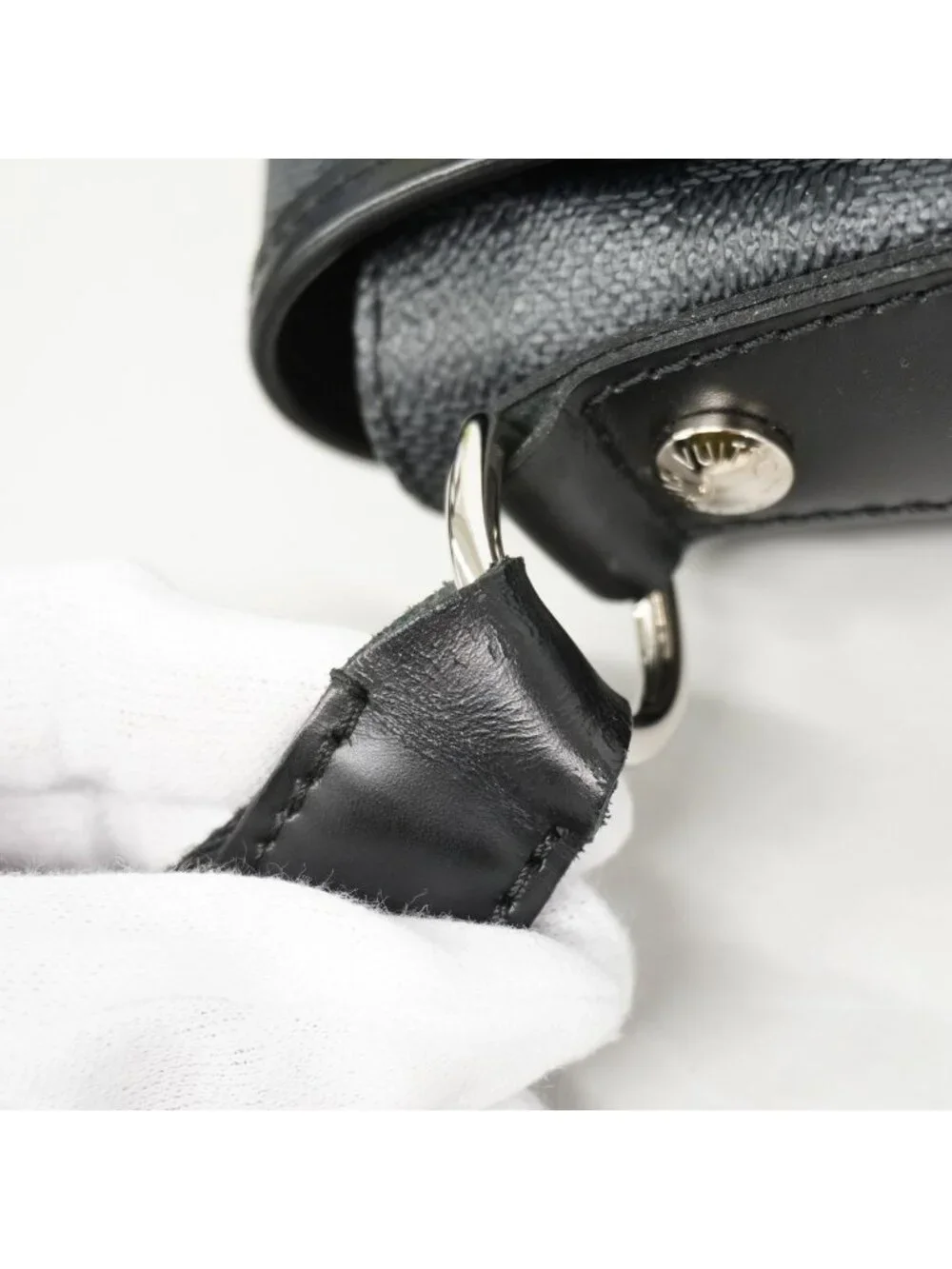 Louis Vuitton Shoulder Bag Damier Graphite District GM Black Gray